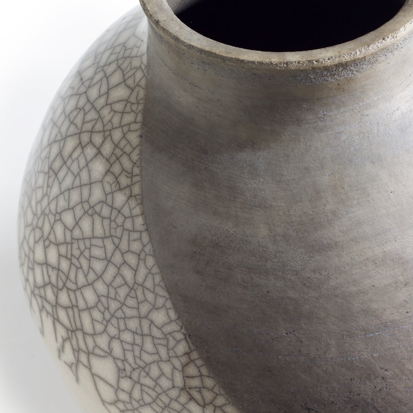 Japanese Modern Minimalist Shadow Sculptures Raku Ceramic Crakle DUO