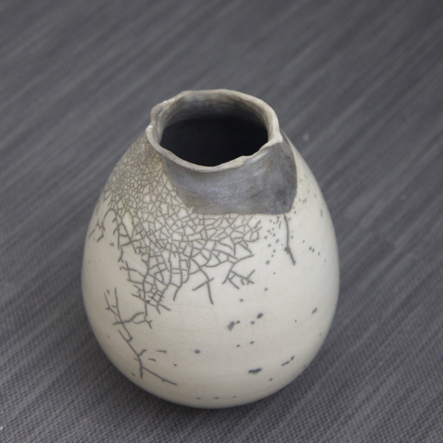 Japanese Modern Impermanenza Grey Sculpture Raku Ceramic White Crakle