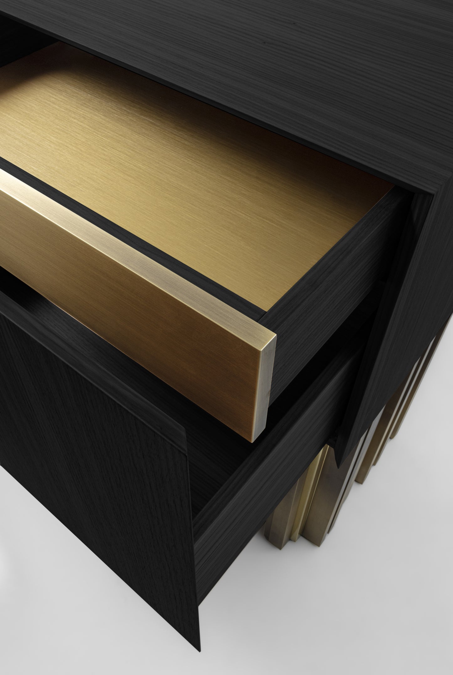 Sublime Vintage Sideboard with Brass Handmade Sculpture in Opaque Black Open Pore Striped Oak