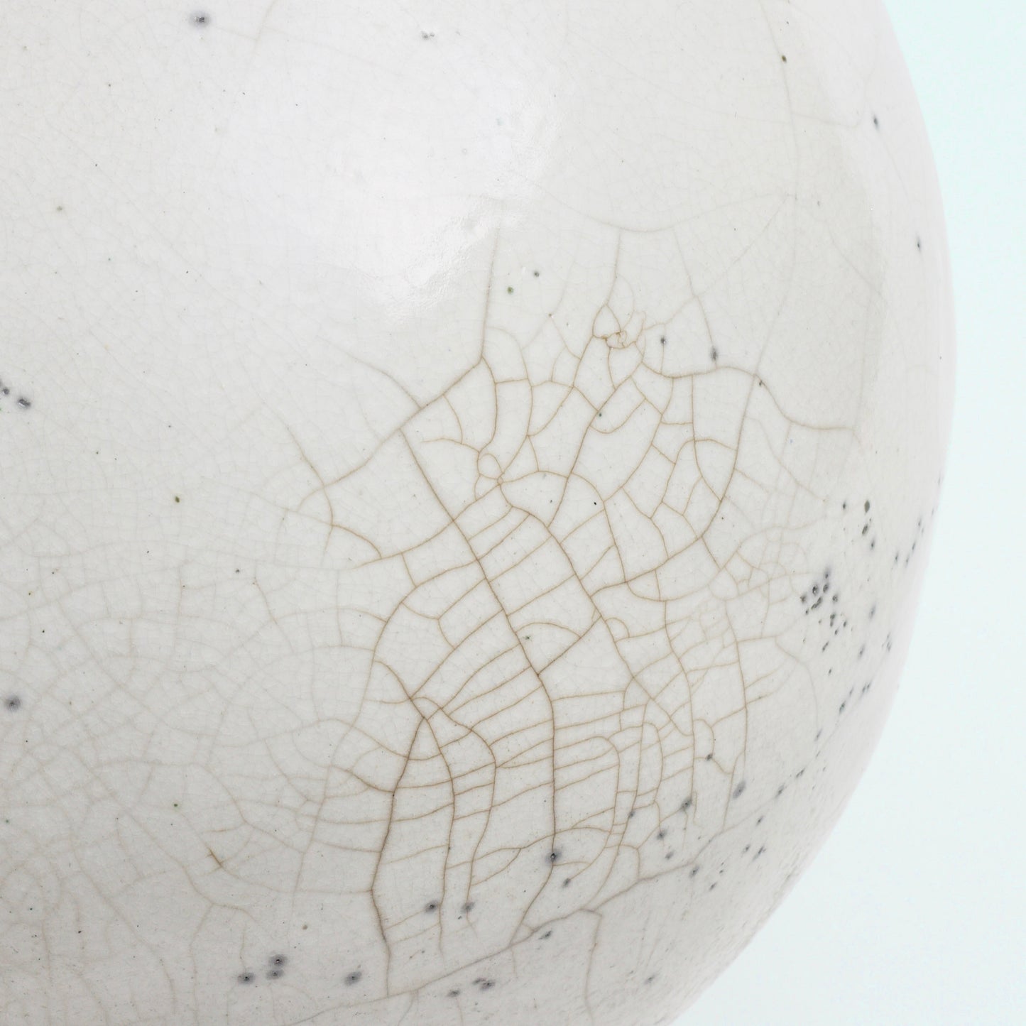 Japanese Modern Minimalist Dome L Vase Raku Ceramic White Crakle