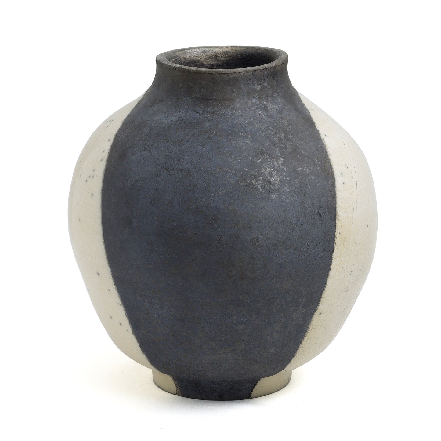 Japanese Modern Minimalist Shadow Sculpture Raku Ceramic White Black Crakle