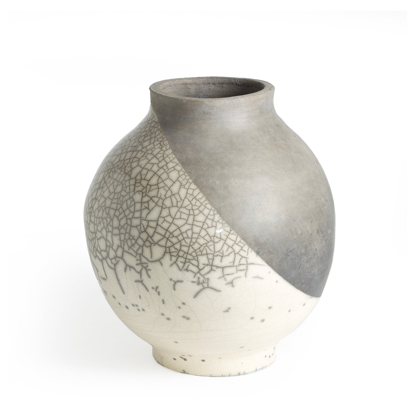 Japanese Modern Minimalist Shadow Sculpture Raku Ceramic Grey Crakle