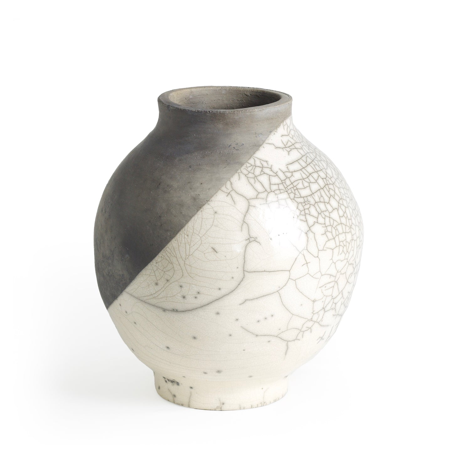 Japanese Modern Minimalist Shadow Sculpture Raku Ceramic Grey Crakle