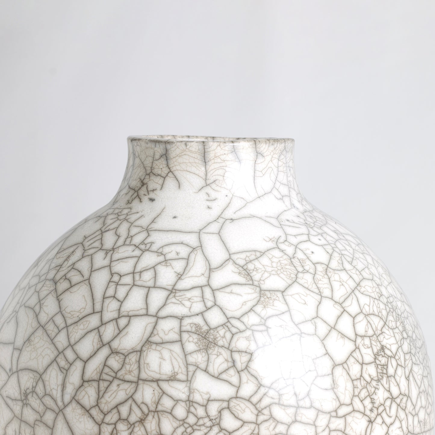 Japanese Modern Minimalist Super Crackle Dome Vase Raku Ceramic White