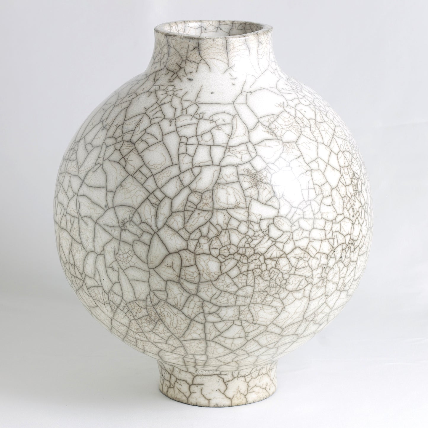 Japanese Modern Minimalist Super Crackle Dome Vase Raku Ceramic White