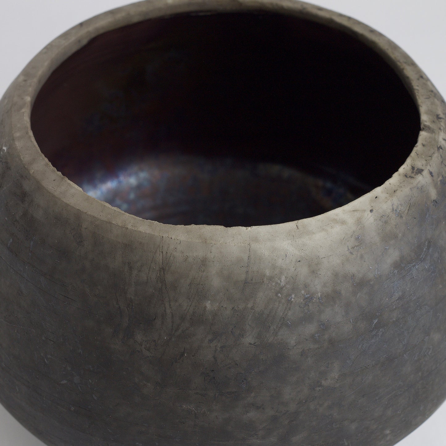 Modern Smooth Vase Raku Ceramic Black