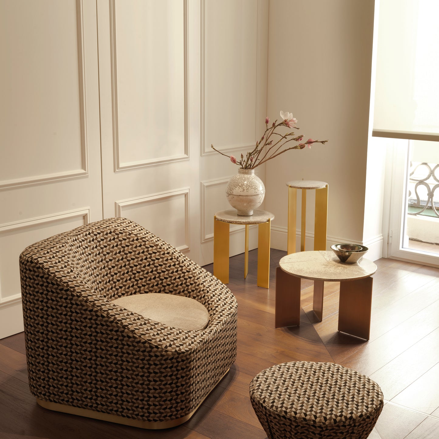 Modern Living Room Coffee Table Y RIRU 52 with Brass Legs and Raku Ceramic Top