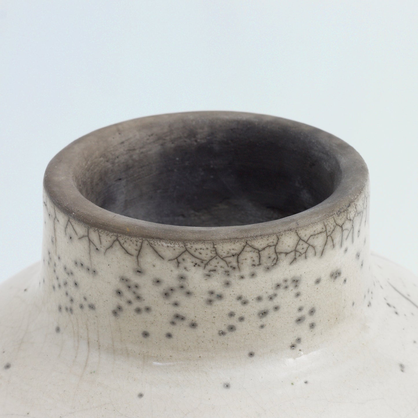 Japanese Modern Minimalist Dome L Vase Raku Ceramic White Crakle