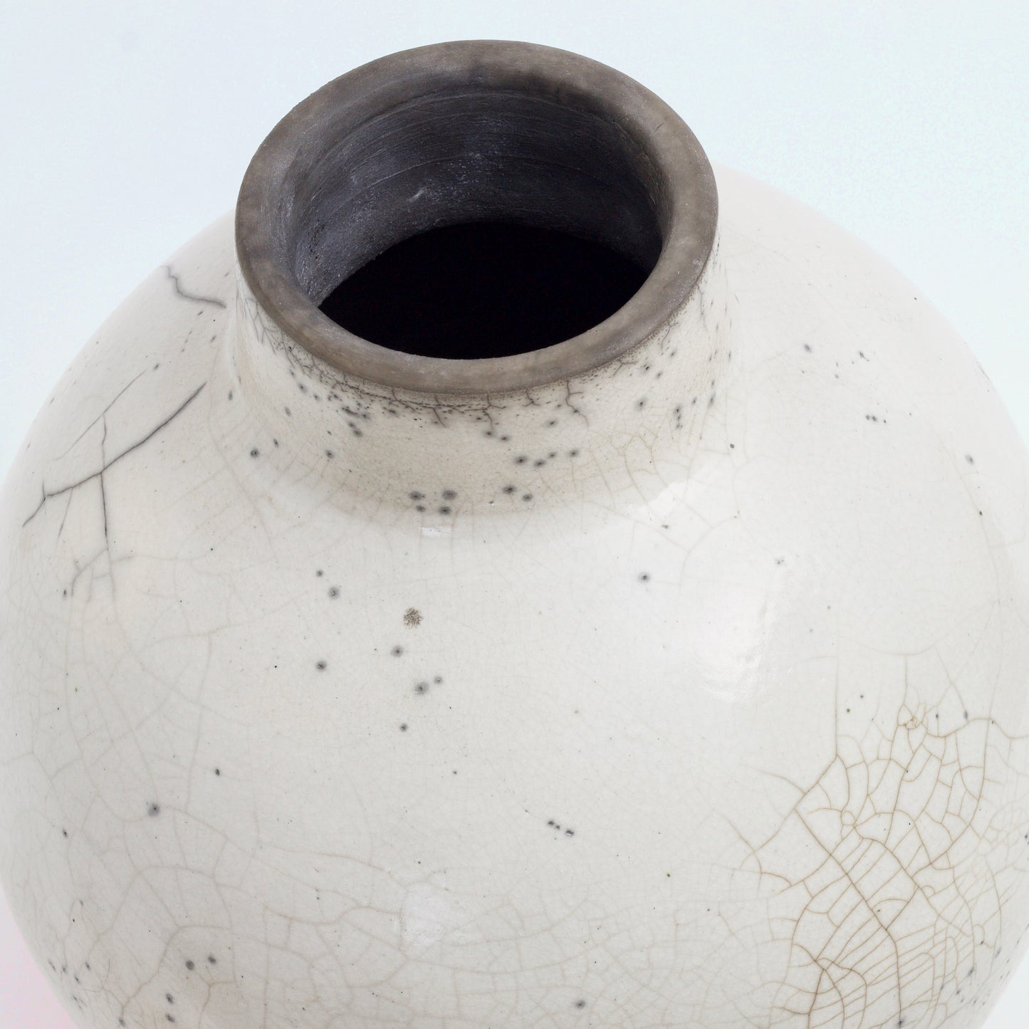 Japanese Modern Minimalist Dome L Vase Raku Ceramic White Crakle