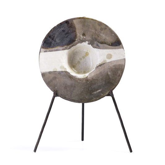 Modern Spiegel Sculpture Raku Ceramic White Grey Crakle Iron